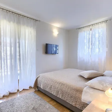 Asi וילה